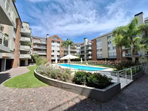 Venta depto duplex en San Isidro Central PERMUTA
