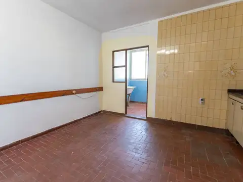 Departamento 5 ambientes con 1 baño