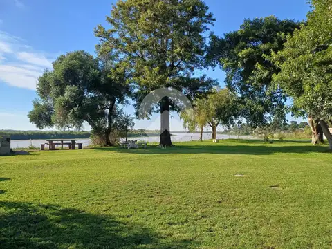 VENTA CASA/QUINTA SOBRE EL RIO - SAUCE VIEJO