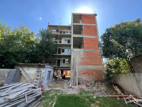 Cochera - Venta - Argentina, General Rodríguez - Av. Juan Domingo Perón 344