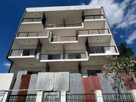 Cochera - Venta - Argentina, General Rodríguez - Av. Juan Domingo Perón 344