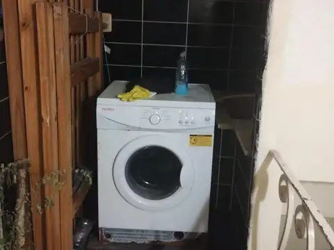 Depto Tipo Casa en Venta 60 años