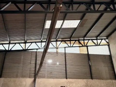 Galpon Betinotti 741 - zona Mercado Concentracion Fisherton