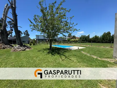 Casa 4 ambientes con 4 baños