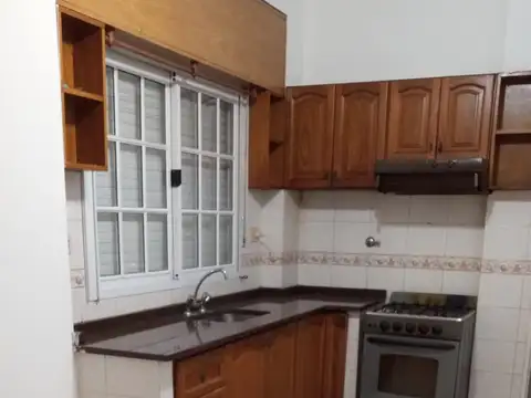 Depto Tipo Casa en Alquiler en Lomas del Millon, $ 650.000
