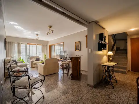 Departamento en Venta de 4 dormitorios