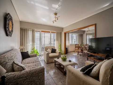 DEPTO 5 AMBIENTES EN VENTA EN PALERMO CON COCHERA