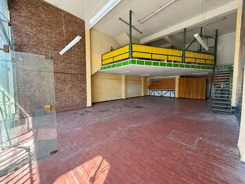 Local en Venta en Villa Adelina, USD 165.000