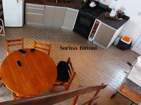 Depto Tipo Casa en Venta de 4 ambientes