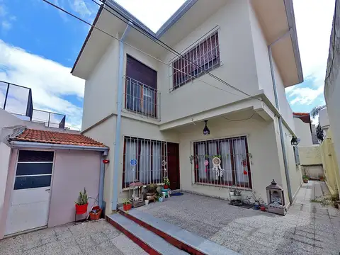 VENTA PH 4 AMBIENTES PATIO PARRILLA TERRAZA WILDE