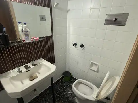 Depto Tipo Casa en Venta en Lanus Oeste, USD 90.000