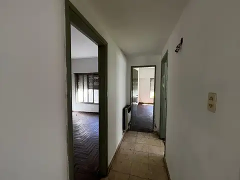 Casa en Alquiler con 1 cochera