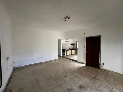 Casa en Alquiler en Villa Elisa, $ 850.000