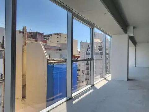 Oficina en Av. Cordoba esquina Uruguay 200m2  a estrenar !!