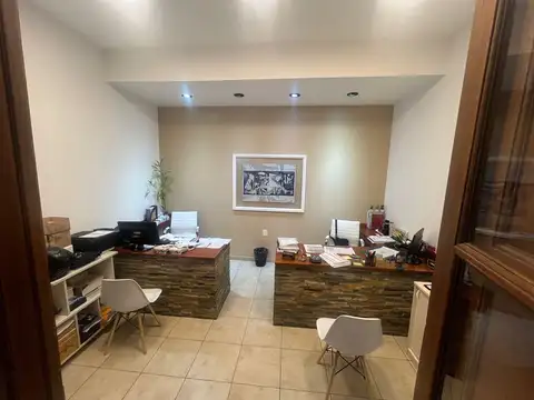 Local en Venta en Parque Avellaneda, USD 85.000