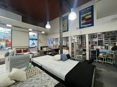 Local en Alquiler 50 años