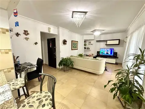 Departamento 3 ambientes con 2 baños