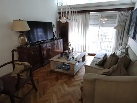 Departamento 4 ambientes con 2 baños