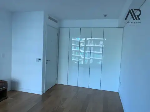 Apartamento en alquiler c/ cochera en Puerto Buceo