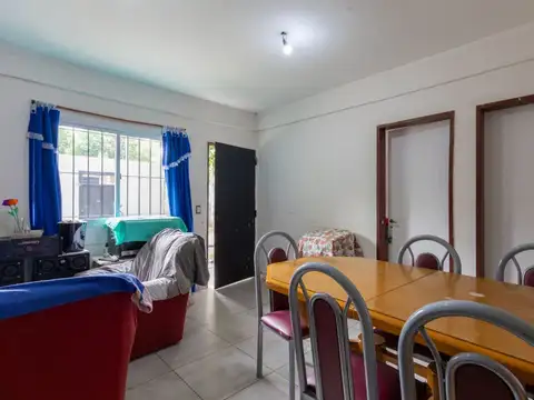 VENTA CASA MULTIFAMILIAR PATIO GARAJE I. CASANOVA