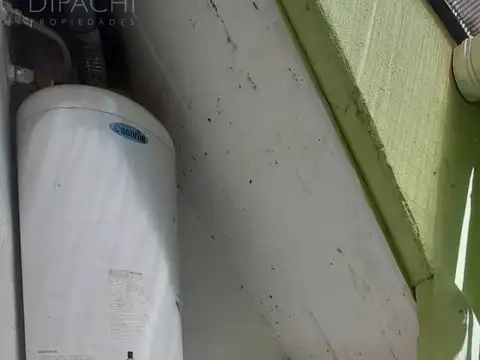 Depto Tipo Casa 4 ambientes con 2 baños