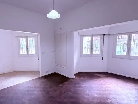 Casa de uso comercial | Mitre y 9 de Julio