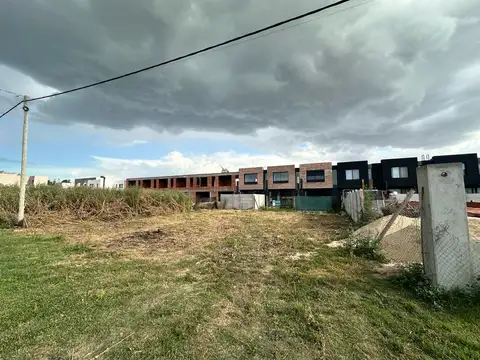 Terreno en venta en Tierra nueva fisherton de 305 m2