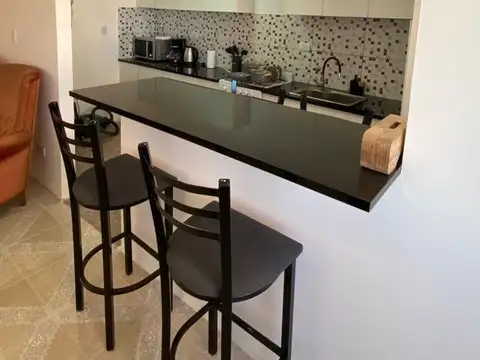 Alquiler 24 meses de departamento - 4 ambientes - A la calle - RECICLADO - San José - Mar del Plata