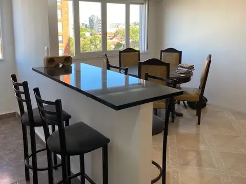 Alquiler 24 meses de departamento - 4 ambientes - A la calle - RECICLADO - San José - Mar del Plata