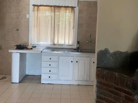 Casa en Alquiler en Francisco Alvarez, $ 800.000