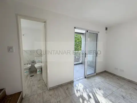 Depto Tipo Casa en Venta en Lomas de Zamora, USD 58.000