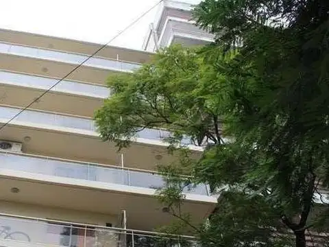 Montevideo al 700 alquiler departamento un dormitorio con cochera en rosario barrio martin