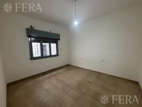 Depto Tipo Casa en Alquiler 40 años