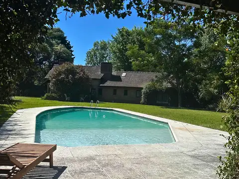 VENDO FRACCION SOBRE AUTOPISTA ACCESO OESTE GENERAL RODRIGUEZ