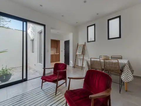 Depto Tipo Casa 2 ambientes con 1 baño
