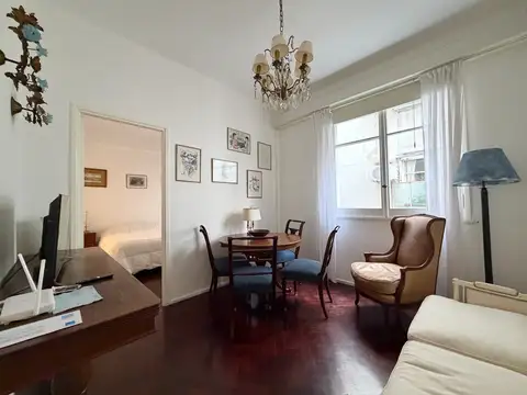 Departamento 2 ambientes en venta en Retiro.