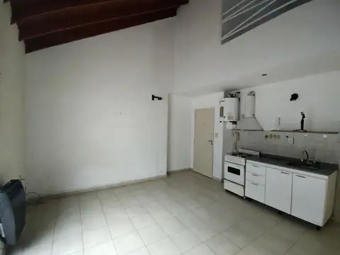 Departamento en Alquiler en Moron, $ 400.000