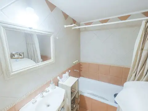 Depto Tipo Casa en Venta de 2 ambientes