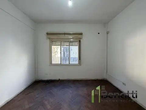 Carlos Pellegrini 200, Piso PB