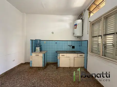 Depto Tipo Casa en Alquiler en Ramos Mejia, $ 600.000