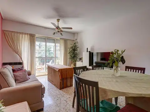 Departamento 4 ambientes con 2 baños