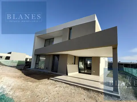 ALQUILER o VENTA de Casa en Barrio Privado San Simón, Canning