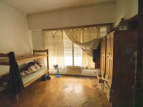 Hermosa Casa 8 Ambientes con Patio y Terraza - 3 Plantas - Destino comercial - 320m² - Palermo