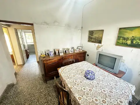 Casa 3 ambientes con 1 baño