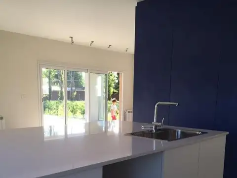 Casa en Venta en Bella Vista, USD 750.000