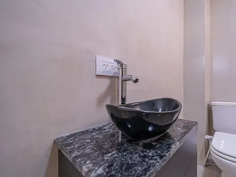 Depto Tipo Casa en Venta 62 años
