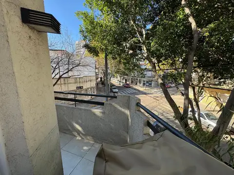 Venta PH 2 Ambientes y medio en Parque Chas en dúplex | Todo luz.