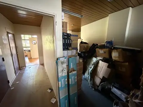 Oficina 3 ambientes con 2 baños