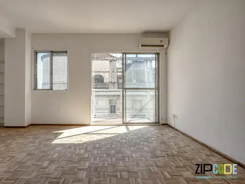 Hipolito Yrigoyen al 2800