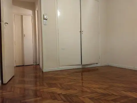 Avenida Sáenz 100, Piso 5